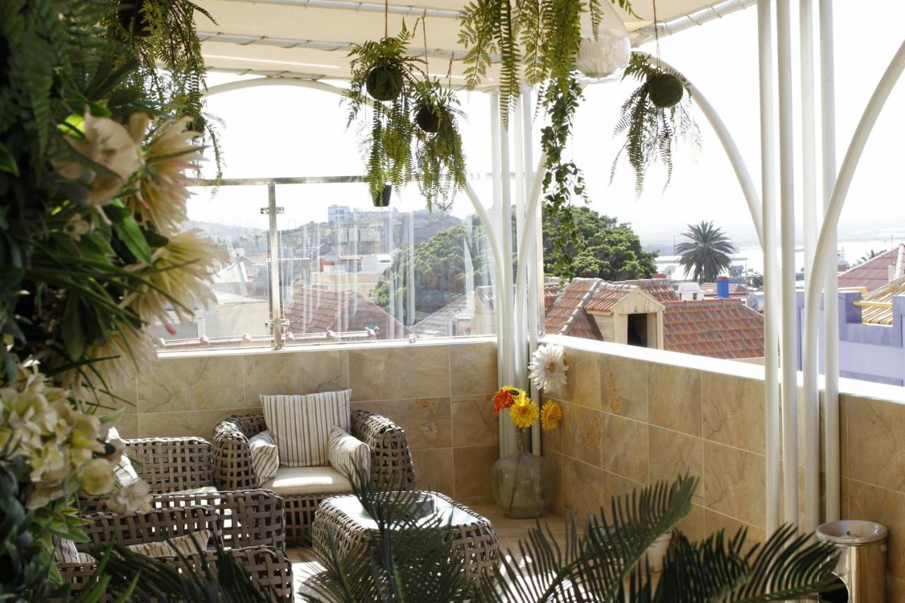 Mindelo Residencial Bed & Breakfast Dış mekan fotoğraf